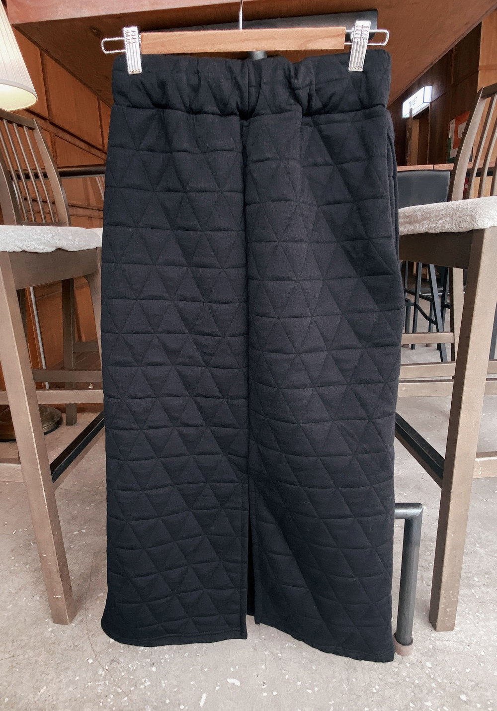 短裙 charcoal 彩色图像-S1L33